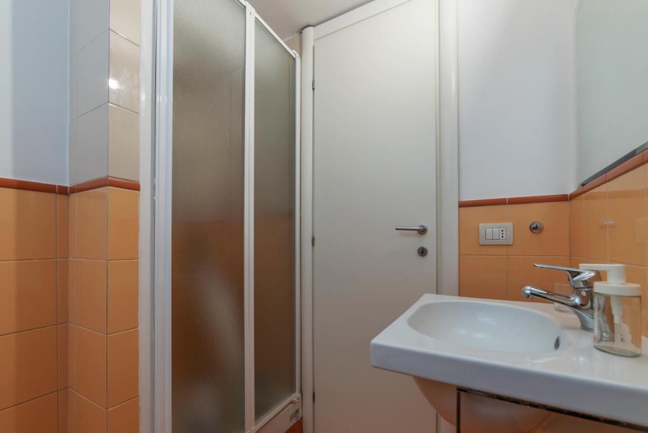 Villa Borghese & Villa Albani Apartment Roma Ngoại thất bức ảnh